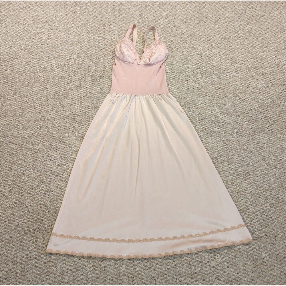 Vintage Olga Invisible Touch Bodysilk Slip Dress 32B Lingerie Pink Romantic Lace